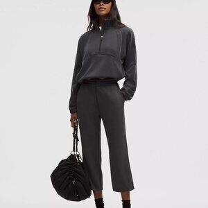 Lululemon Softstreme High-Rise Straight-Leg Cropped Pant NWT